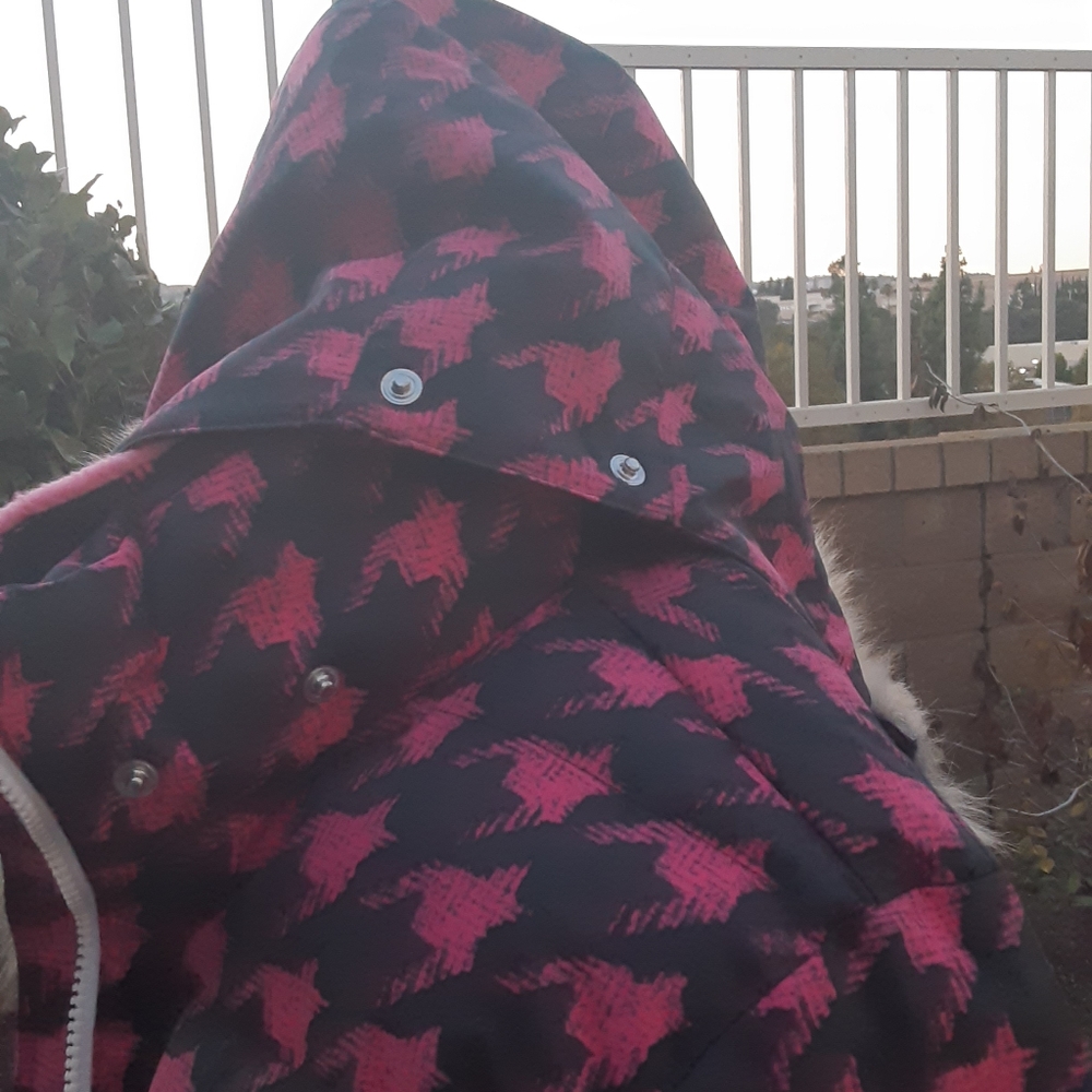 Descent Jacket. - Picture 9 of 11